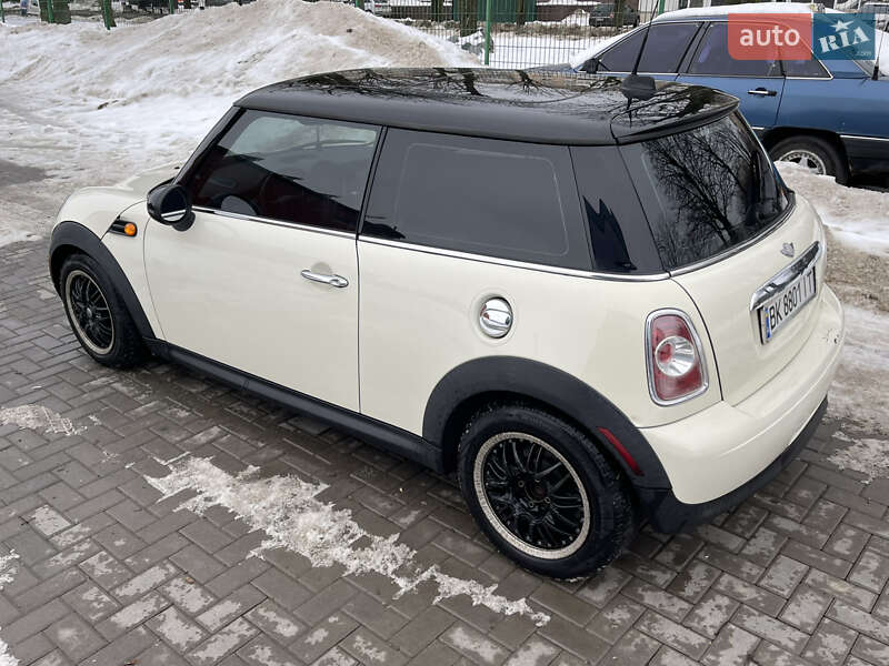 Хэтчбек MINI Cooper 2011 в Ровно фото 6 Хэтчбек MINI Cooper 2011 в Ровно