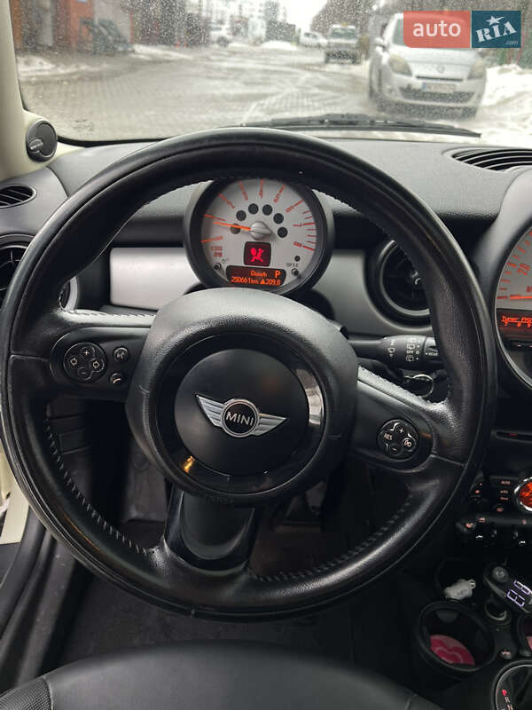Хэтчбек MINI Cooper 2011 в Ровно фото 24 Хэтчбек MINI Cooper 2011 в Ровно