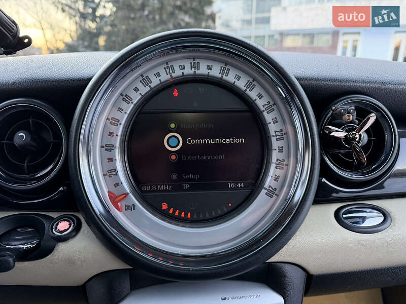 Хетчбек MINI Cooper 2010 в Києві