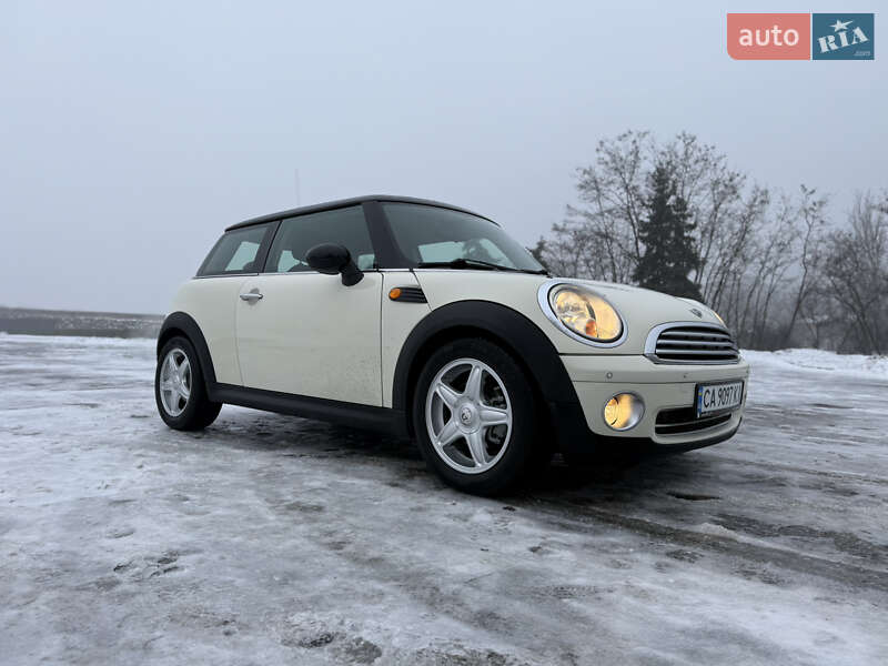 Хетчбек MINI Cooper 2007 в Києві