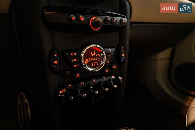 Хэтчбек MINI Cooper 2010 в Киеве