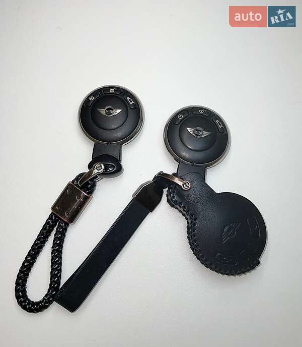 Хэтчбек MINI Cooper 2013 в Ужгороде