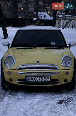 Хэтчбек MINI Cooper 2004 в Киеве
