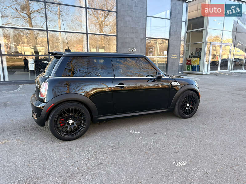 Хэтчбек MINI Cooper 2010 в Харькове