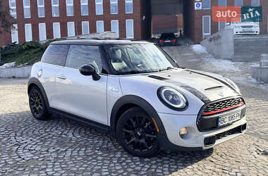 Хэтчбек MINI Cooper 2016 в Днепре