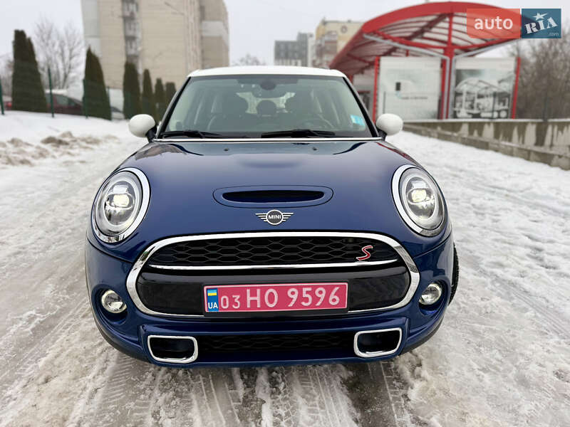 Хэтчбек MINI Cooper 2015 в Виннице