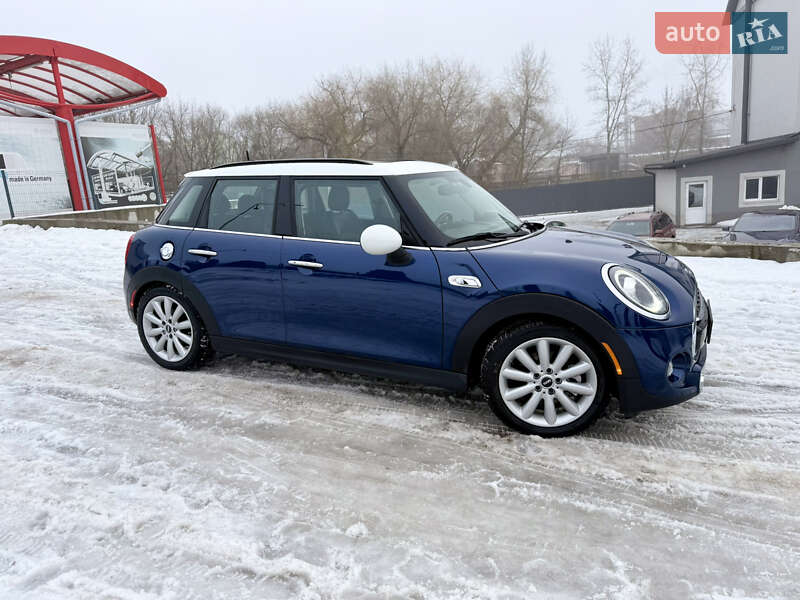 Хэтчбек MINI Cooper 2015 в Виннице