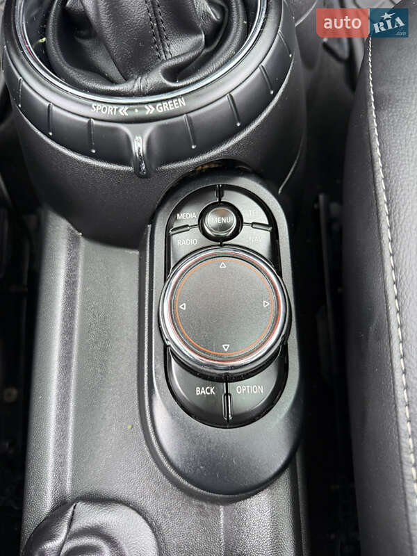 Хэтчбек MINI Cooper 2015 в Виннице