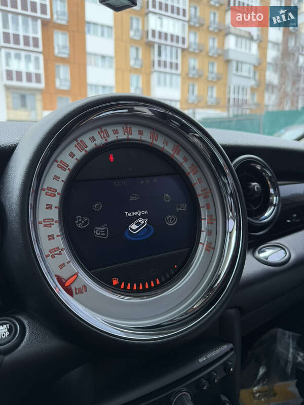 Хэтчбек MINI Cooper 2011 в Бородянке
