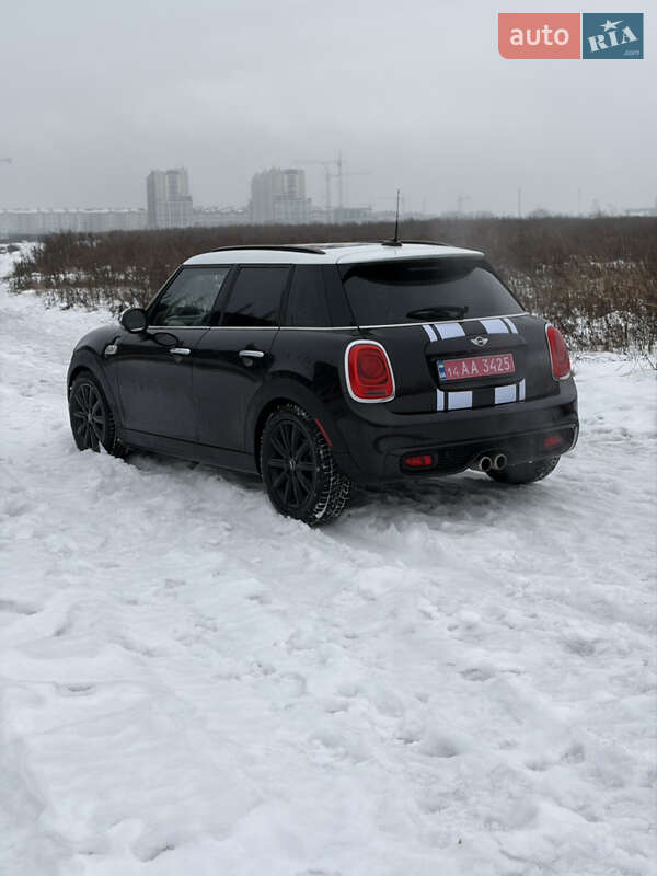 Хэтчбек MINI Cooper 2015 в Киеве