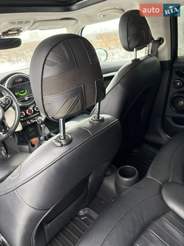 Хэтчбек MINI Cooper 2015 в Киеве