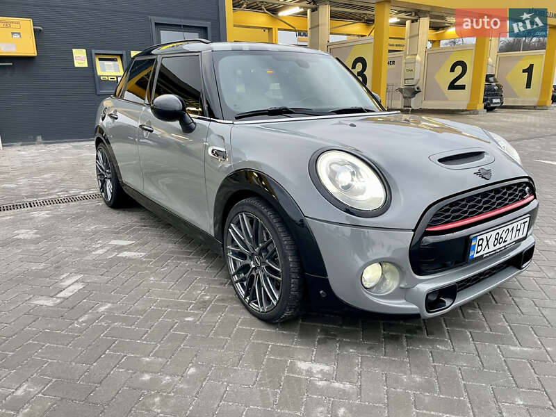 Хэтчбек MINI Cooper 2016 в Днепре фото 18 Хэтчбек MINI Cooper 2016 в Днепре