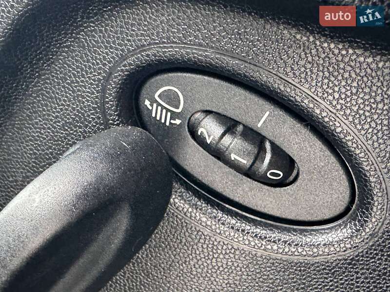 Хетчбек MINI Cooper 2011 в Києві