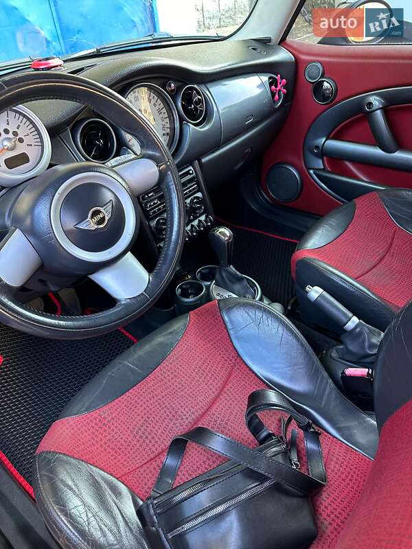 Хэтчбек MINI Cooper 2004 в Одессе фото 6 Хэтчбек MINI Cooper 2004 в Одессе
