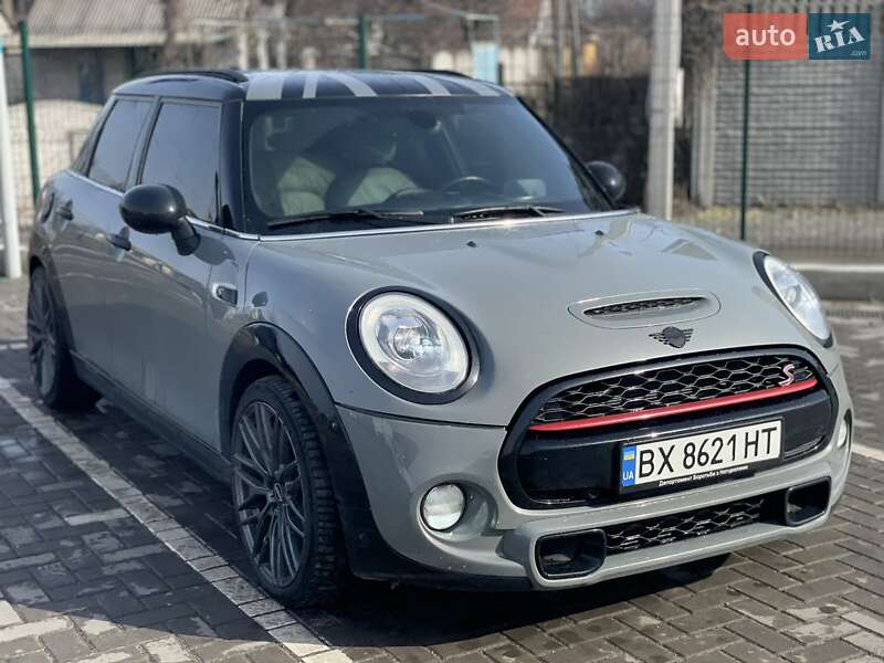 Хэтчбек MINI Cooper 2016 в Днепре фото 7 Хэтчбек MINI Cooper 2016 в Днепре