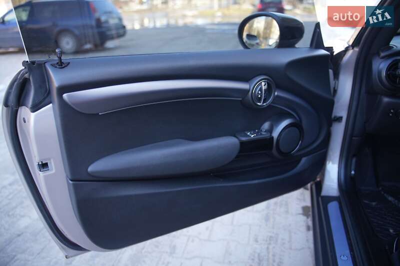 Хэтчбек MINI Cooper 2021 в Дубно фото 24 Хэтчбек MINI Cooper 2021 в Дубно