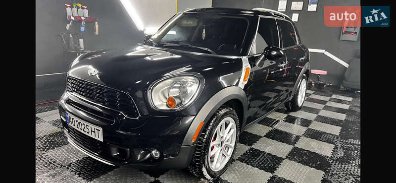 Хэтчбек MINI Cooper 2015 в Ужгороде
