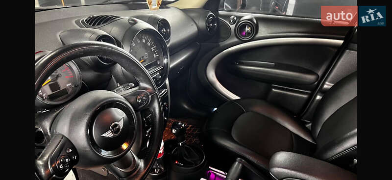 Хэтчбек MINI Cooper 2015 в Ужгороде