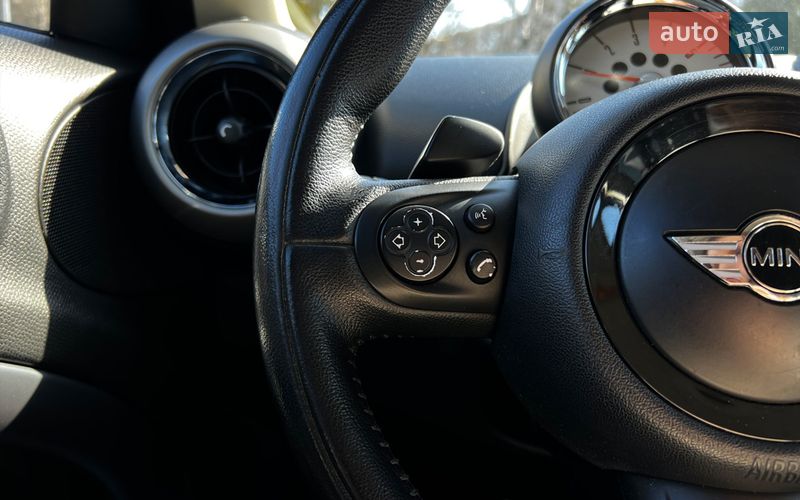 Хэтчбек MINI Cooper 2012 в Львове