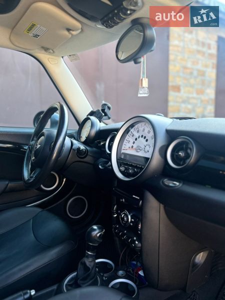 Хэтчбек MINI Cooper 2011 в Раздельной