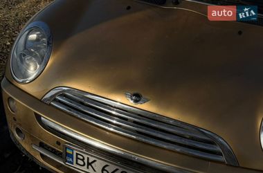 Хэтчбек MINI Cooper 2004 в Ровно