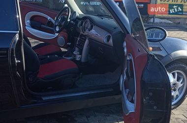 Хэтчбек MINI Cooper 2002 в Лубнах