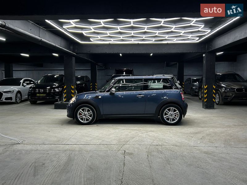 Хетчбек MINI Cooper 2011 в Чернівцях