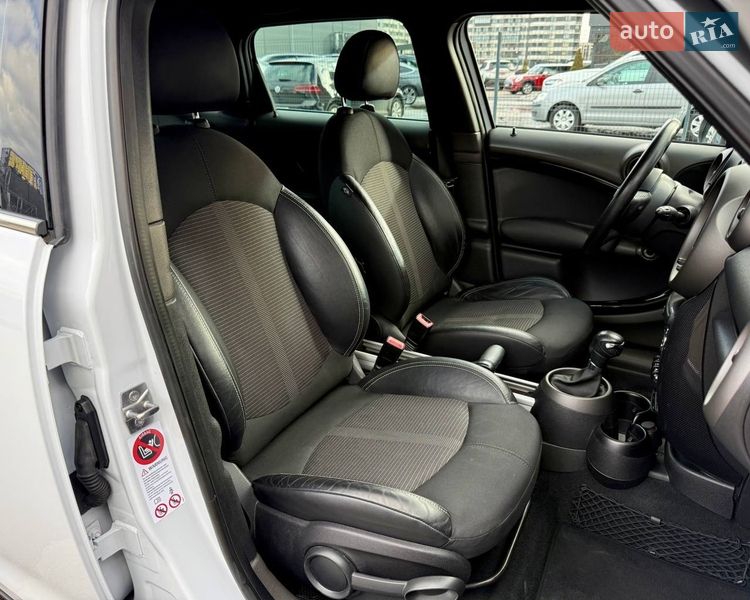 Хэтчбек MINI Cooper 2011 в Киеве