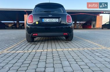 Хэтчбек MINI Cooper 2021 в Львове