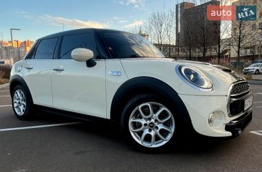 Хетчбек MINI Cooper 2019 в Києві