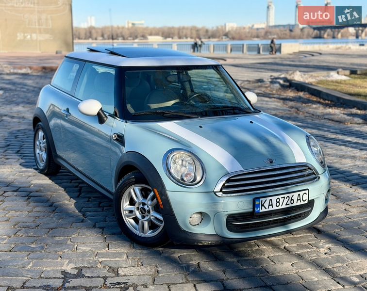 Хетчбек MINI Cooper 2012 в Києві
