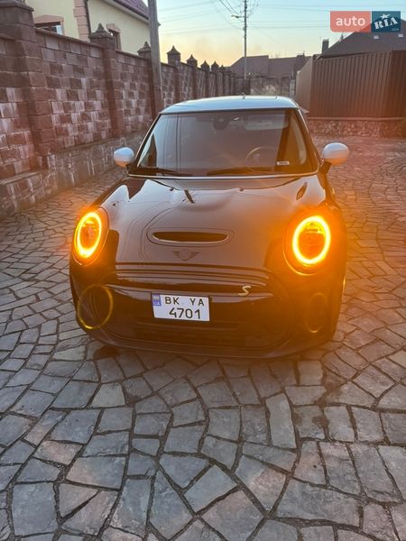 Хетчбек MINI Cooper 2023 в Костопілі
