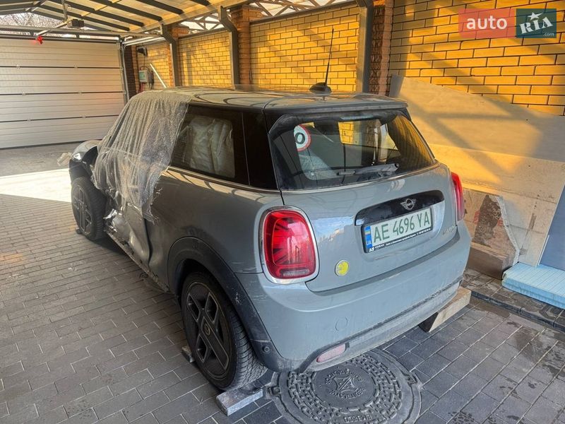 Хэтчбек MINI Cooper 2021 в Днепре