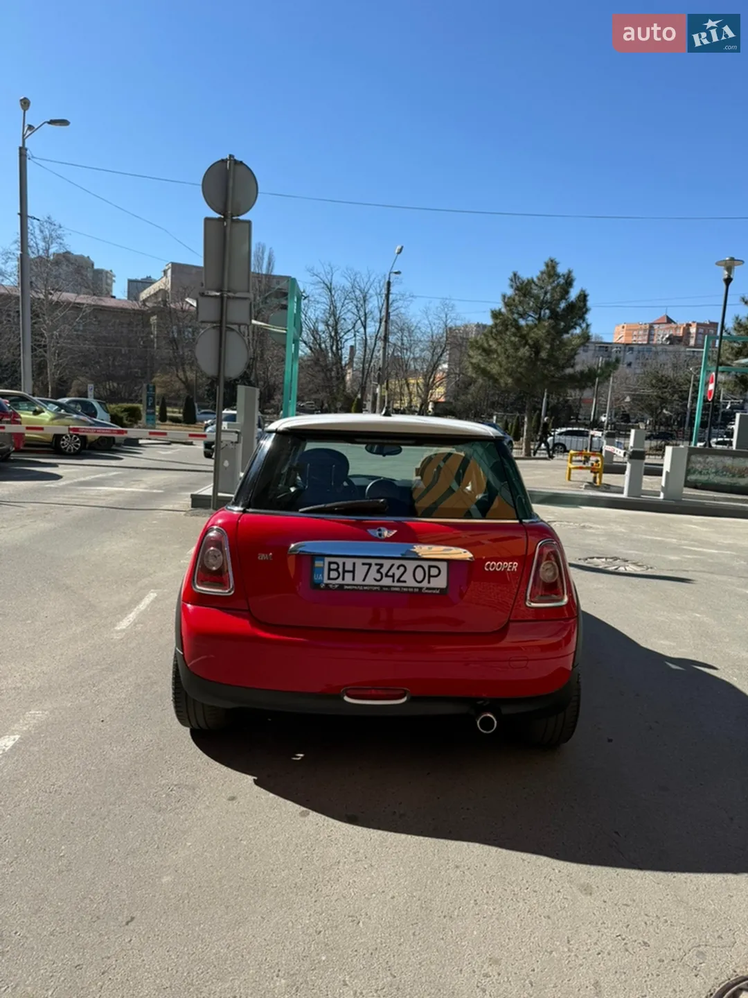 2010 MINI Cooper - мініатюра 6
