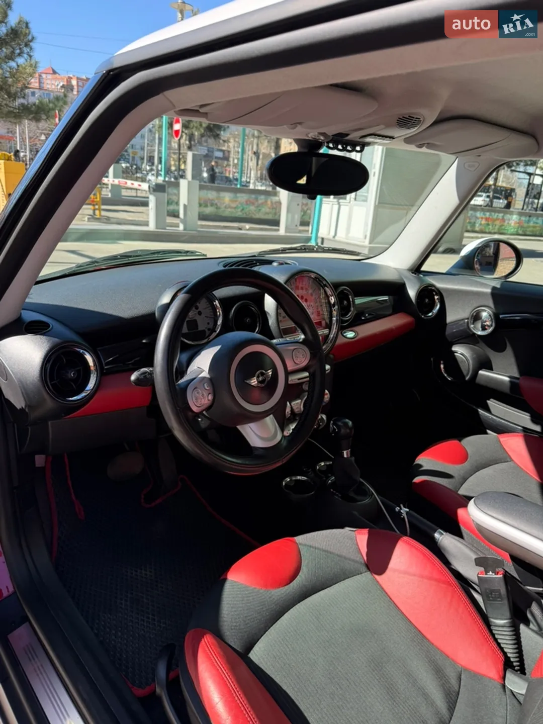2010 MINI Cooper - мініатюра 11