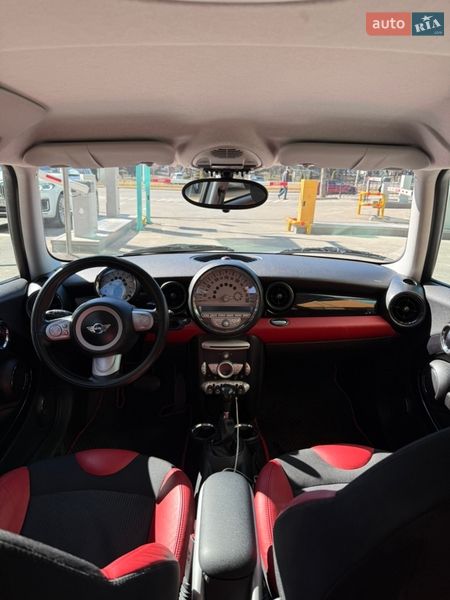 Хэтчбек MINI Cooper 2010 в Одессе