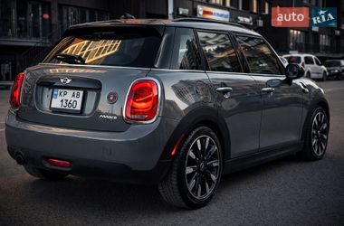 Хетчбек MINI Cooper 2016 в Івано-Франківську