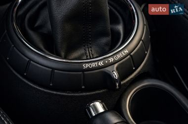 Хетчбек MINI Cooper 2016 в Івано-Франківську