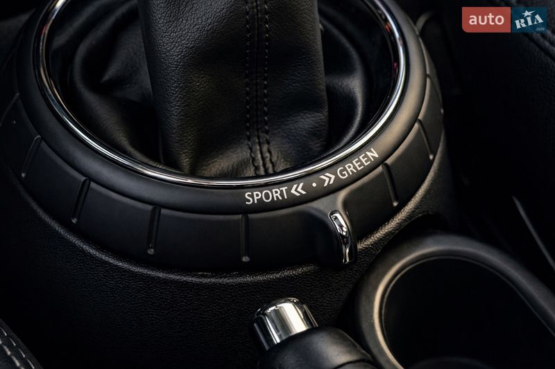 Хетчбек MINI Cooper 2016 в Івано-Франківську