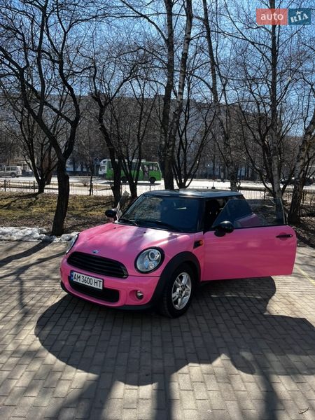 Хэтчбек MINI Cooper 2013 в Житомире