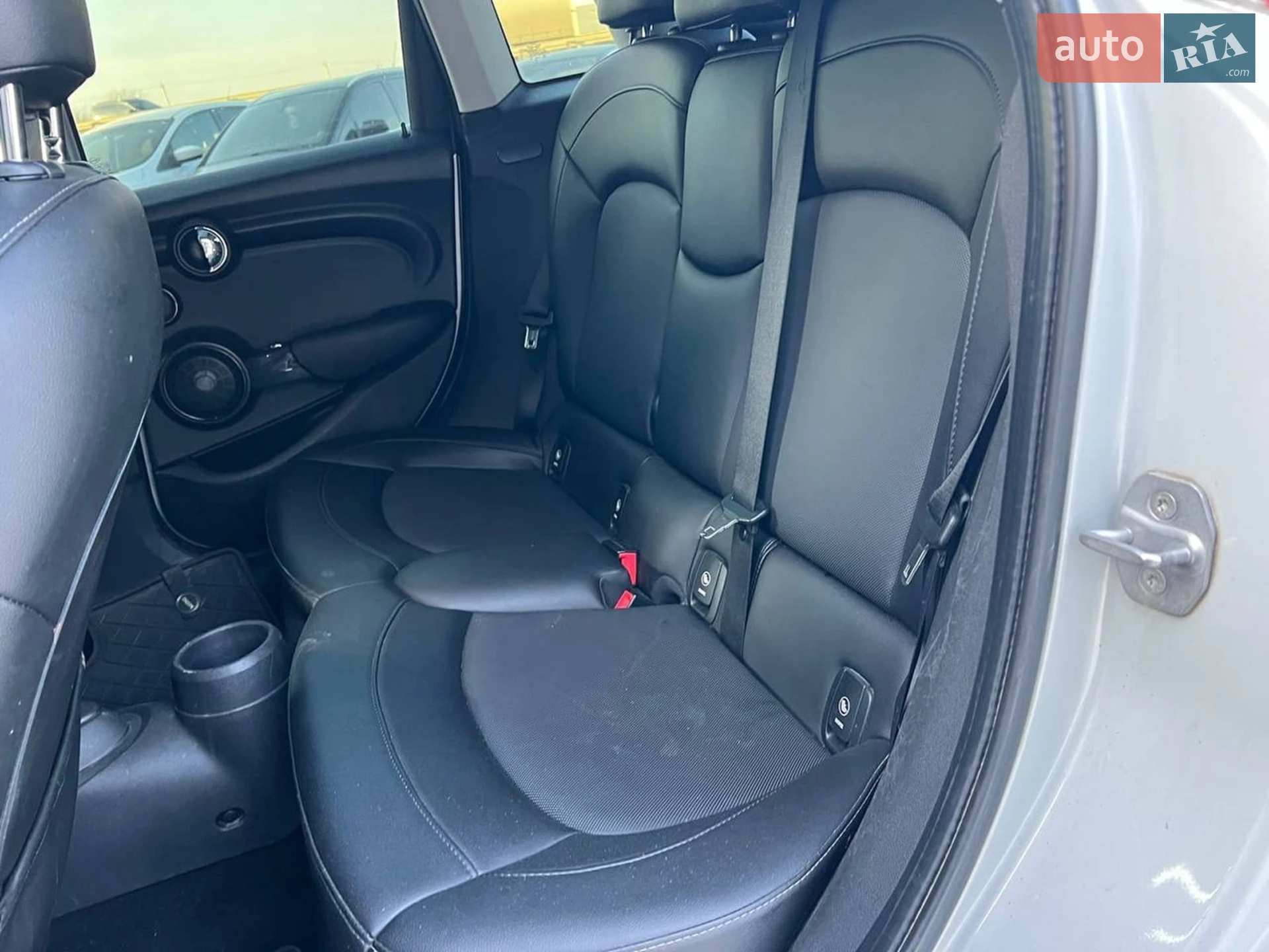 2015 MINI Cooper - мініатюра 38