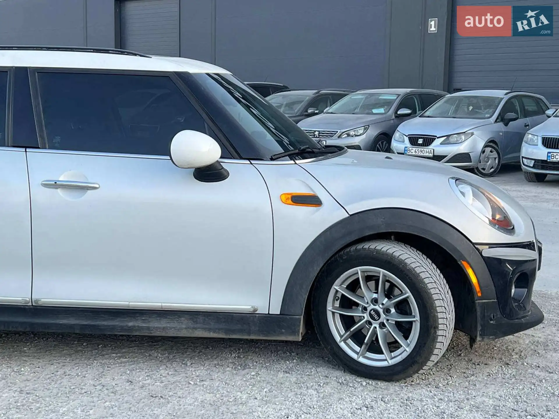 2015 MINI Cooper - мініатюра 11