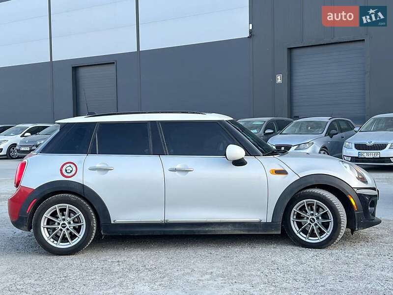 Хетчбек MINI Cooper 2015 в Львові