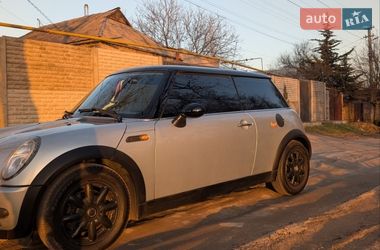 Хэтчбек MINI Cooper 2003 в Днепре