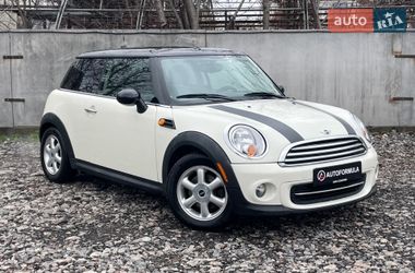 Хэтчбек MINI Cooper 2011 в Киеве