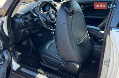 Хэтчбек MINI Cooper 2015 в Киеве