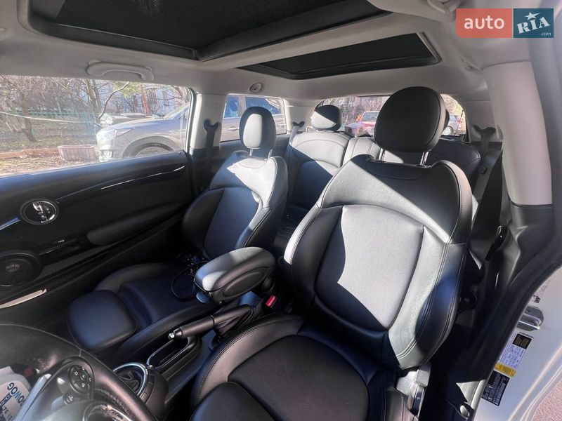 Хетчбек MINI Cooper 2015 в Києві
