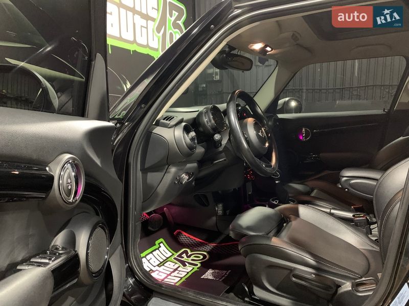 Хетчбек MINI Cooper 2017 в Одесі