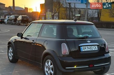 Хетчбек MINI Cooper 2004 в Житомирі
