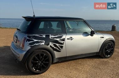Хэтчбек MINI Cooper 2001 в Одессе